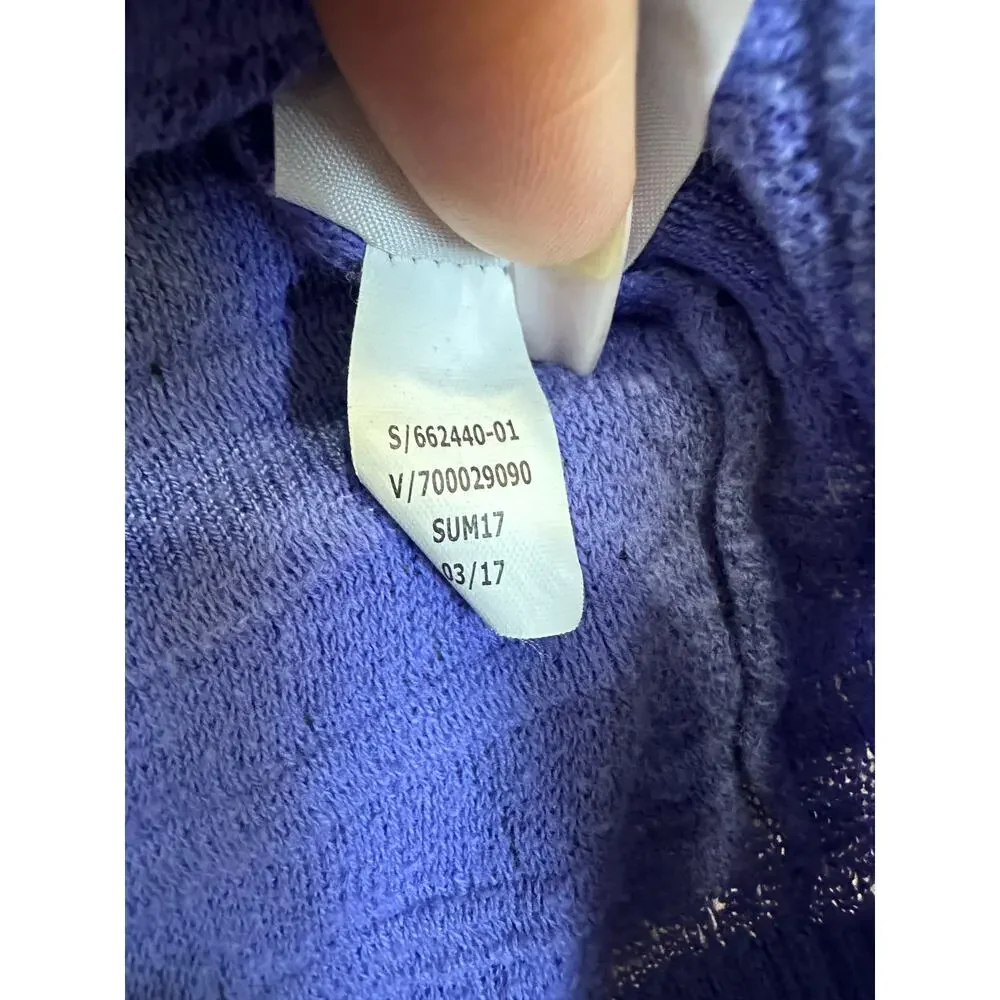 Banana Republic Women's Lightweight 3/4 Sleeve Purple Striped Sweater - Size S‎ - Picture 5 of 8